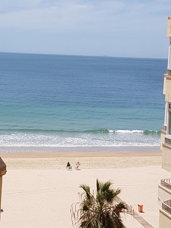 Brisas Cayetano Apartment Cadiz Bagian luar foto